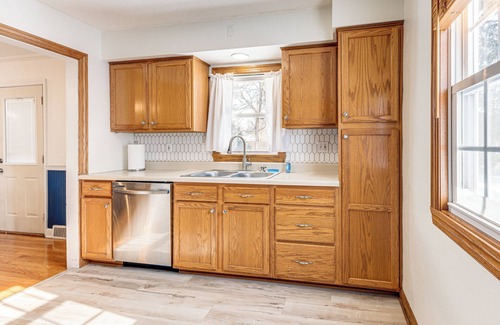Rockford House | 3 Mi to Hospitals: Inviting Rockford Home w/Yard!