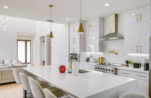 East Naples House | 3 Mi to Naples Beach: Luxurious Home w/ Pool!