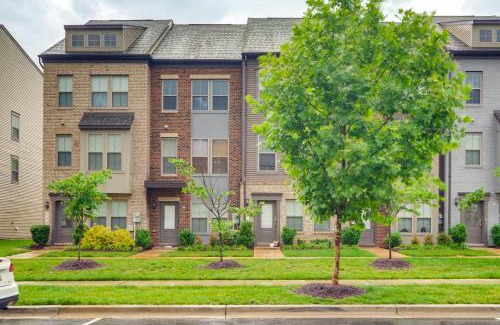 Largo House | 3 Mi to NW Stadium Modern Retreat in Largo