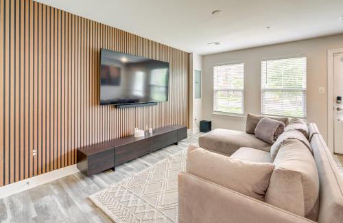 Largo House | 3 Mi to NW Stadium Modern Retreat in Largo