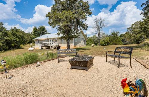 Hardy House | 3 Mi to Spring River Fully Furnished Outdoor Gem!