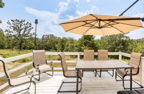 Hardy House | 3 Mi to Spring River Fully Furnished Outdoor Gem!