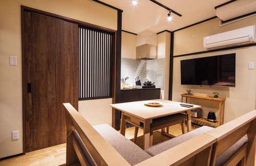 Sumida House | 3 Min from Skytree & Train Sta/Dream Retreat For 8