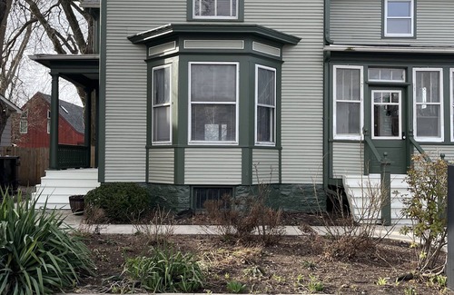 Utica House | 3 min to Starved Rock and 1 block from downtown.