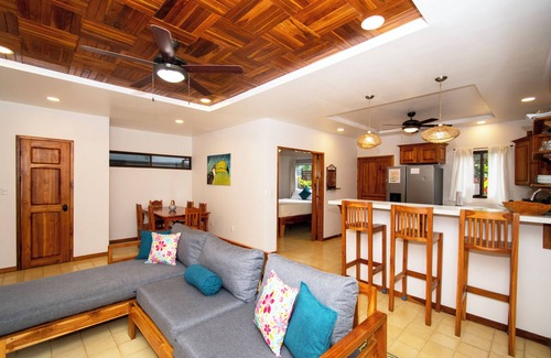 Dominical Villa | 3 min walk to surf, 3bedrooms, Villa, Pool, Steps to the Beach!