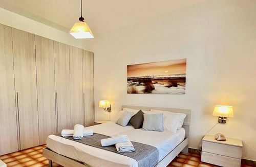 Rivabella Other | 3 minutes from the beach! Two bedrooms, courtyard and private garage!