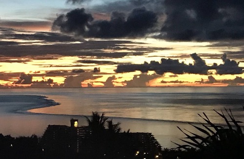 San Roque House | 3 Minutes to Beach, Ocean View Home in Quiet Neighborhood