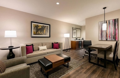Berkeley Heights Hotel | 3 Pet-Friendly Units, Free Breakfast, Indoor Pool, Parking Onsite!