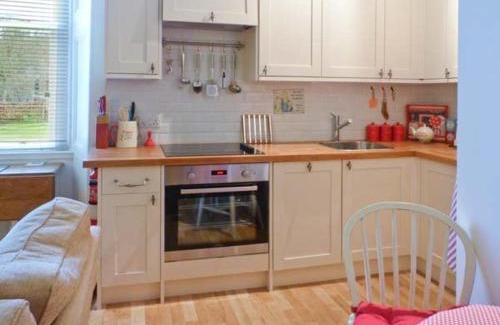 Jedburgh Apartment | 3 Queen Marys Buildings