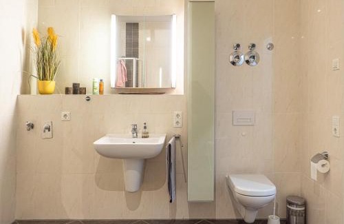 Radebeul Apartment | 3 Raum FeWo Karl May, gehobene Ausstattung, Radebeul-Ost, 76qm