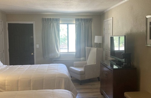 Wappapello Resort | 3 remodeled adjoining rooms w/high speed internet