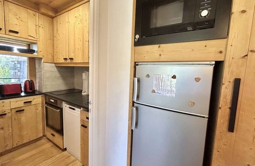 Le Planellet Apartment | 3-room + cabin apartment in Megève, 6 sleeps, near slopes and cable car