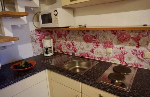 Sugenheim Apartment | 3-room non-smoking apartment with spacious balcony