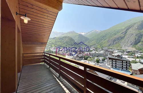 Valloire Apartment | 3 rooms 6 beds Foot of slopes Covered parking