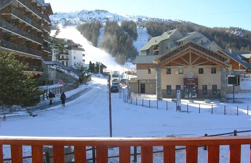 La Joue du Loup Apartment | 3 ROOMS 8 PEOPLE Sleeps 8 LA JOUE DU LOUP