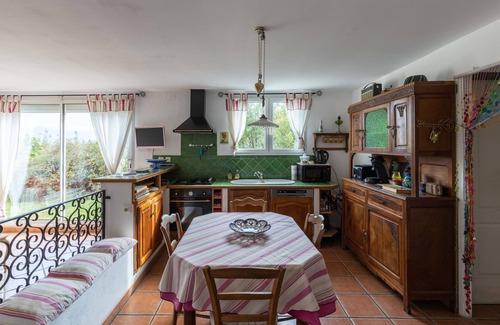 Ceret Apartment | 3-star single-storey apartment at the gates of Céret (66400) .