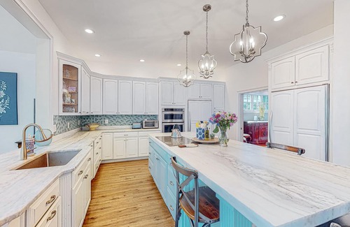 Annapolis House | 3-story, dog-friendly home near beaches with home theatre, grill & gaming tables