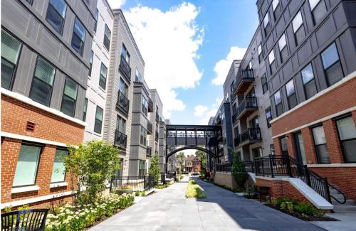 East Walnut HIlls Apartment | 3 Stylish apartments near shops and entertainment