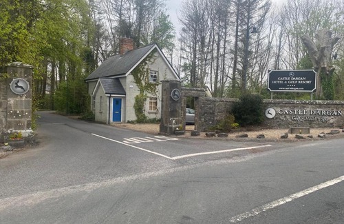Ballygawley House | 3 The Courtyard Castle Dargan