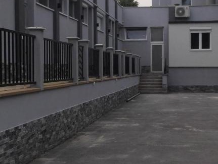 Csopak Apartment | 3 Tiszafa.