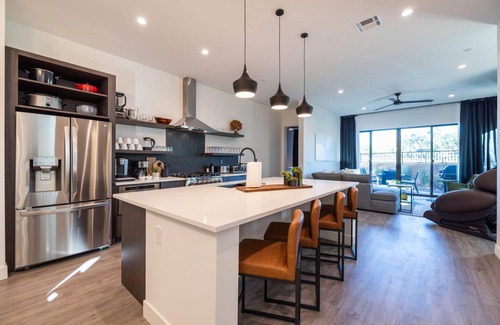 Troon North House | 3 Villas/30 Guests: Walk to Troon North Golf Club