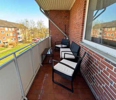 Neumuenster Apartment | 3-Zimmer Monteurwohnung mit Balkon