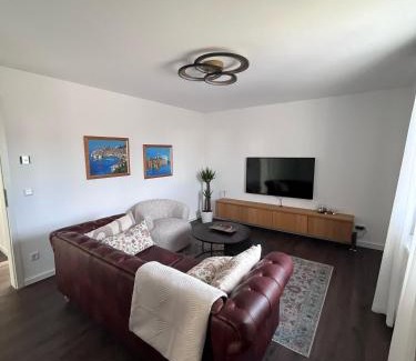 Obertshausen Apartment | 3 Zimmer Wohnung Obertshausen - Neu Renoviert