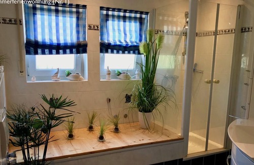 Ludwigshafen Apartment | 3-Zimmerferienwohnung, 70qm mit 2 Schlafräume und Balkon für max. 4 Personen