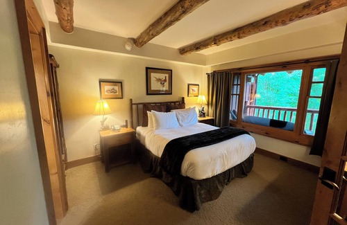Lake Placid Resort | 30-50% OFF WHITEFACE LODGE RESORT. Sleeps 6. AVAIL OCT 24th-31st