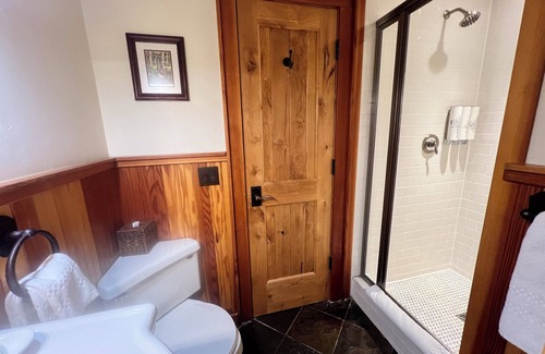 Lake Placid Resort | 30-50% OFF WHITEFACE LODGE RESORT. Sleeps 6. AVAIL OCT 24th-31st