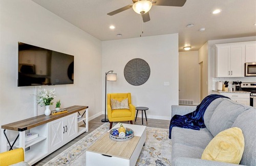 Lehi House | 30+ Day Discount! Pets! Great Location! Garage!