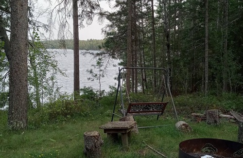 Ely Cabin | 30 day min on pristine Burntside, breathe the pines & hear loons call, fish jump