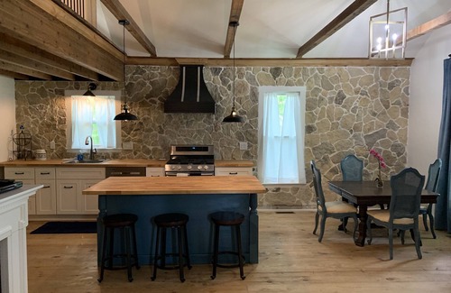 Nauvoo House | 30% Discount Sept-May! Nauvoo Blue! 30-DAYS OR MORE REQUIRED!