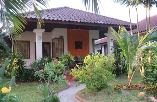 Taling Ngam Cottage | 30 m from the beach, partial sea view.