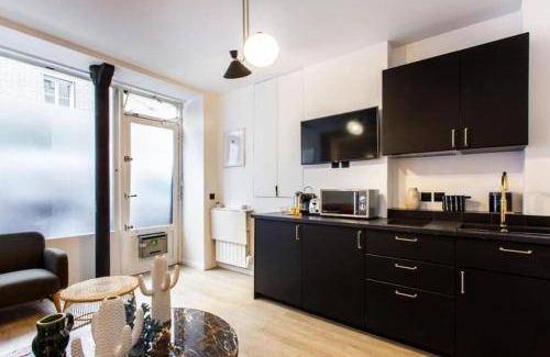 Quartier de l'Ecole-Militaire Apartment | 30 m² Apartment ∙ 1 bedroom ∙ 4 guests