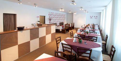 Nove Mesto pod Smrkem Hotel | 30 m² Hotel ∙ 5 guests
