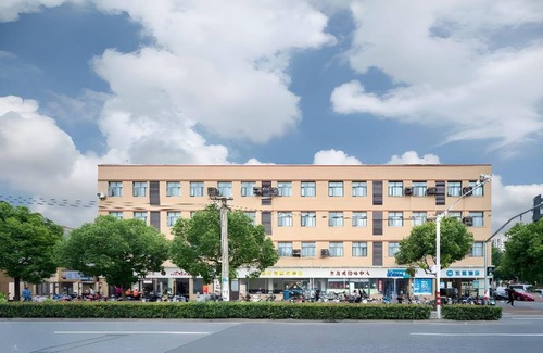 Qingpu Hotel | 30 m² Hotel ∙ 10 guests