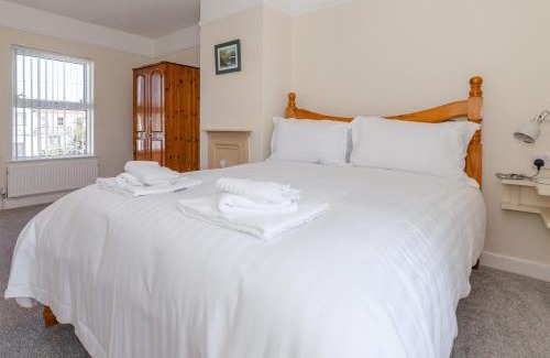 Buncrana House | 30 Marian Park - Luxury Townhouse
