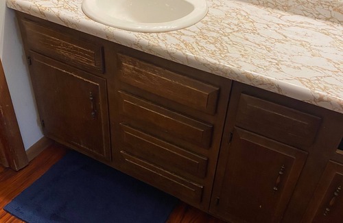 Victorian Village Condo | 30 second walk to High St and Short North! 2BR!