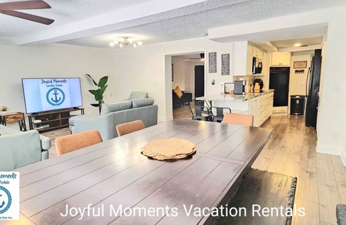 Holiday House | # 30 The Holiday Retreat home by Joyful Moments