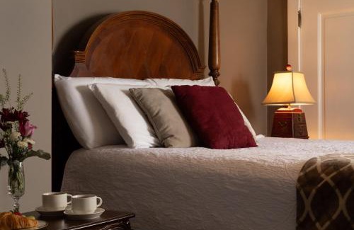 Downtown Minneapolis Bed & Breakfast | 300 Clifton