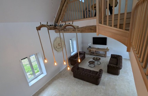Lorcy Cottage | 300 m² Cabin ∙ 5 bedrooms ∙ 15 guests