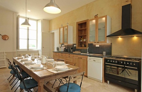 Bellavilliers Cottage | 300 m² Cabin ∙ 6 bedrooms ∙ 14 guests