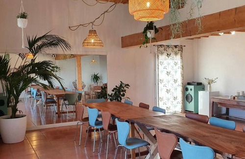 Teyssode House | 300 m² Gîte ∙ 9 bedrooms ∙ 26 guests