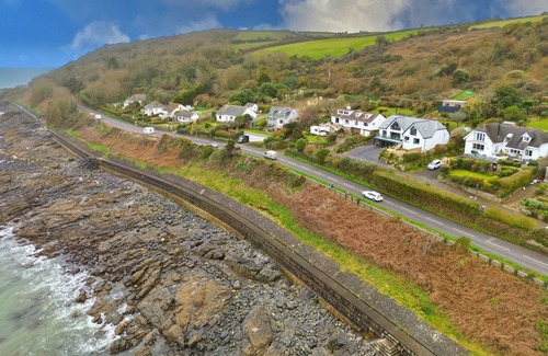 Castallack House | 300 m² House ∙ 4 bedrooms ∙ 8 guests