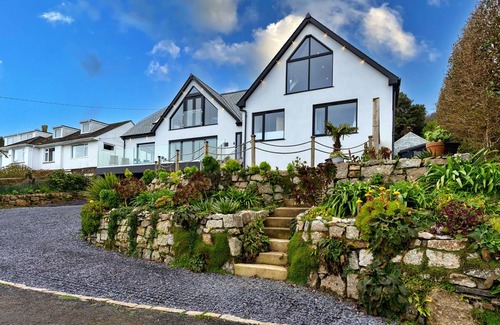 Castallack House | 300 m² House ∙ 4 bedrooms ∙ 8 guests