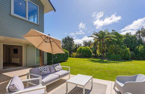 Otaki Cabin | 300 m² Lodge ∙ 4 bedrooms ∙ 8 guests