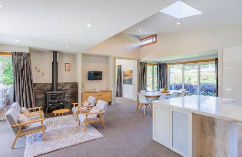Otaki Cabin | 300 m² Lodge ∙ 4 bedrooms ∙ 8 guests