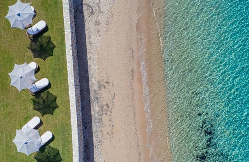 Neromilos Villa | 300 m² Villa ∙ 1 bedroom ∙ 11 guests
