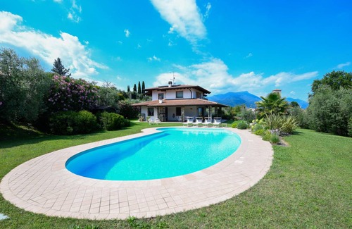 Pieve Vecchia Villa | 300 m² Villa ∙ 5 bedrooms ∙ 8 guests